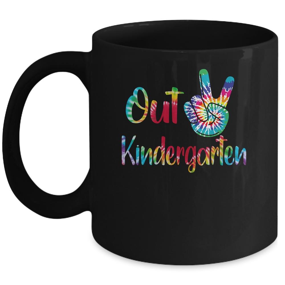 Peace Out Kindergarten Tie Dye Graduation Class Of 2022 Mug