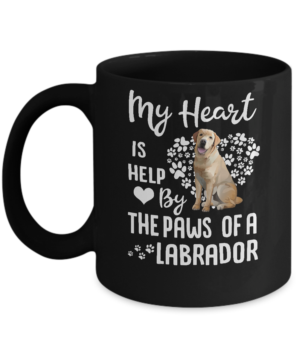 My Heart Is Held By The Paws Of A Labrador Lover Mug